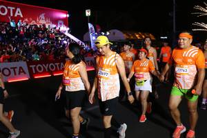 BIB: 572, 23697, 29195, 23763
                            <button type="button" onclick="openModal(23068350)" class="btn btn-primary btn-sm float-right btn-popup" data-toggle="modal" data-target=".modal-high-quality">
                        <i class="fas fa-shopping-cart"></i> Add to Cart
                    </button>
                                            <button type="button" onclick="isThisMe(23068350, true)" class="btn btn-success btn-sm float-right btn-popup btn-isme hidden" data-toggle="tooltip" data-placement="bottom" title="นี่คือรูปของคุณใช่ไหม คลิกที่นี่เพื่อเอาเข้าอัลบั้ม">
                        <i class="fas fa-plus"></i> Add to album
                    </button>
                    <button type="button" onclick="isThisMe(23068350, false)" class="btn btn-warning btn-sm float-right btn-popup btn-isnotme hidden">
                        <i class="fas fa-ban"></i> Remove from album
                    </button>